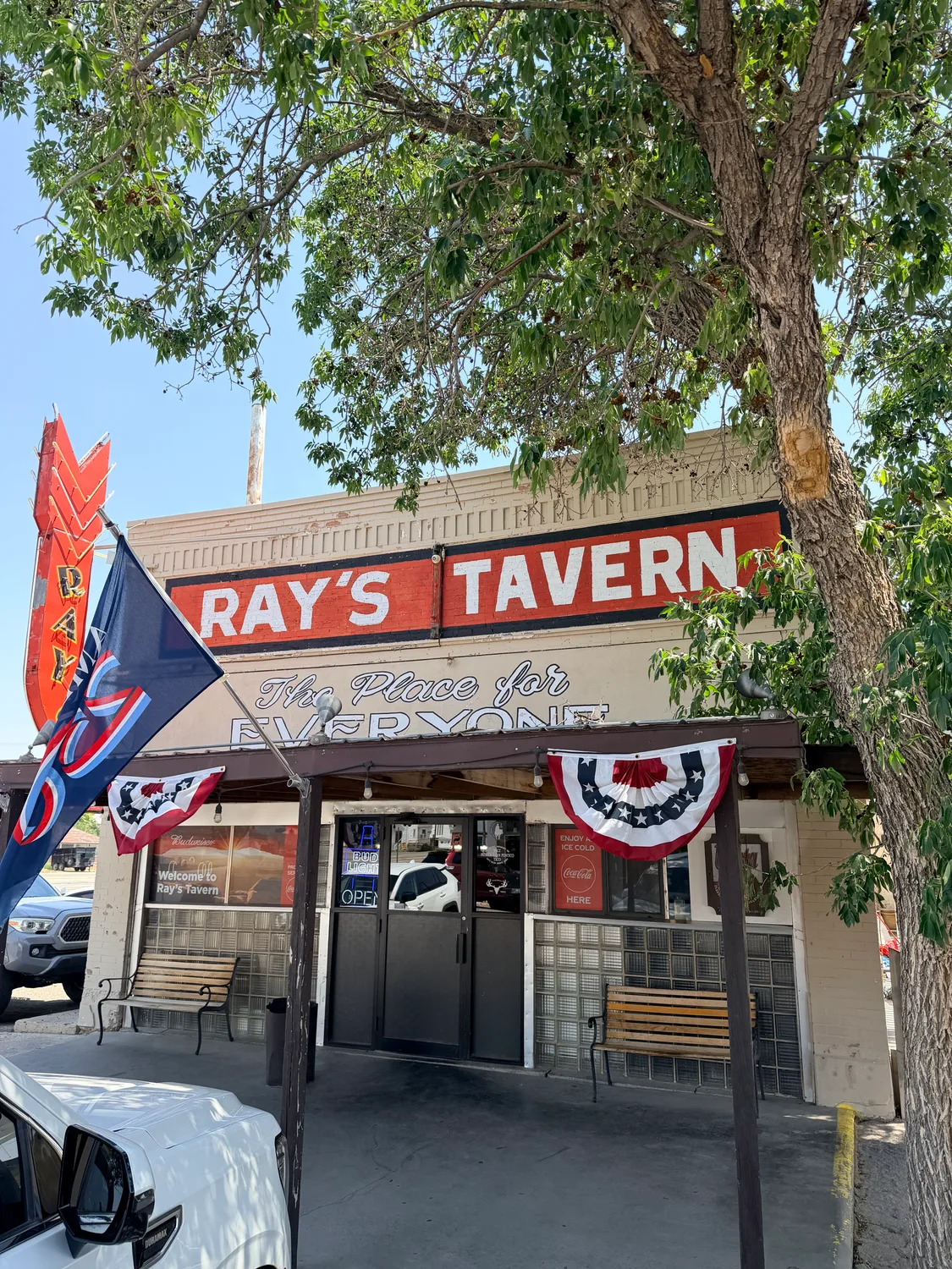 Ray's Tavern storefront in Green River, Utah